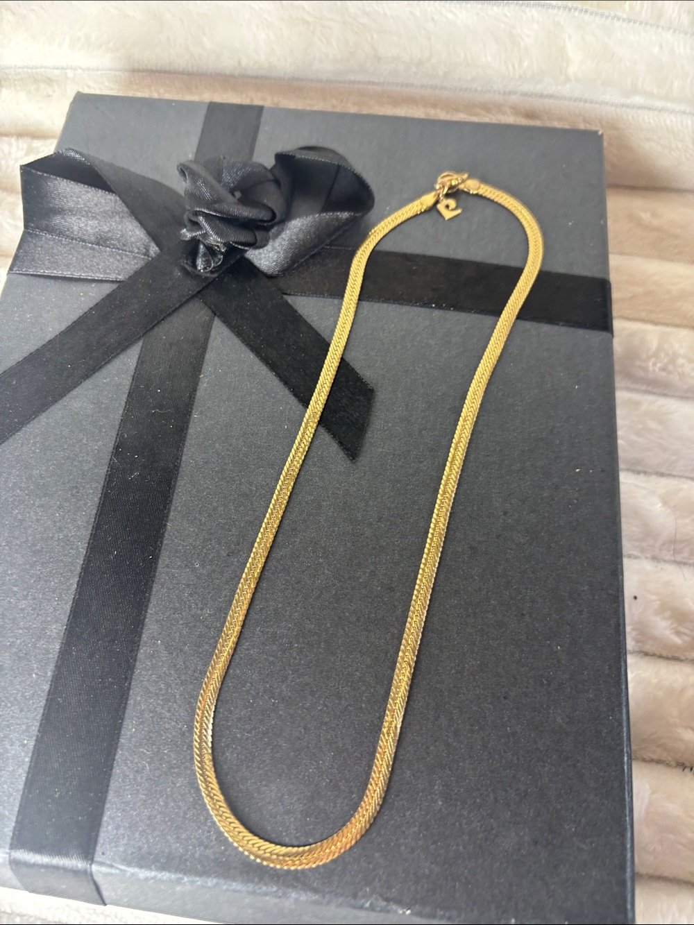 Pierre Cardin Gold Herringbone Chain Necklace - Women Jewelry 20”